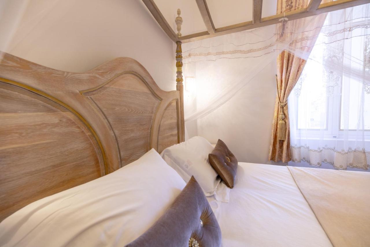 Chambre A Baldaquin Maison De L'Eglise Du Couvent Narbonne Ngoại thất bức ảnh